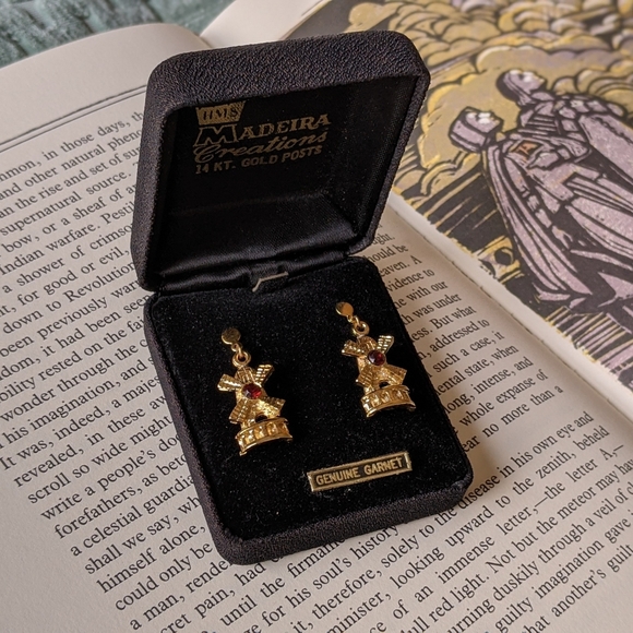 Vintage Genuine Garnet Windmill Earrings - Picture 6 of 8